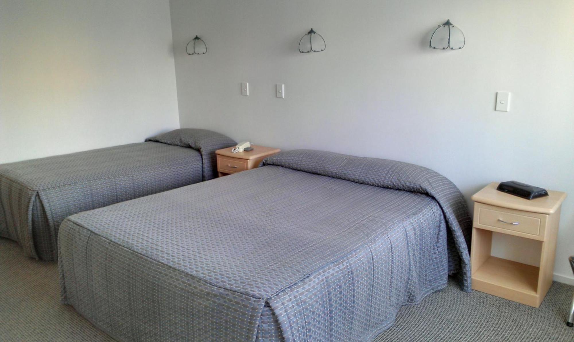 Riverview Motel Уонгануи Экстерьер фото
